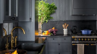 Black Kitchen Cabinets With Black Appliances