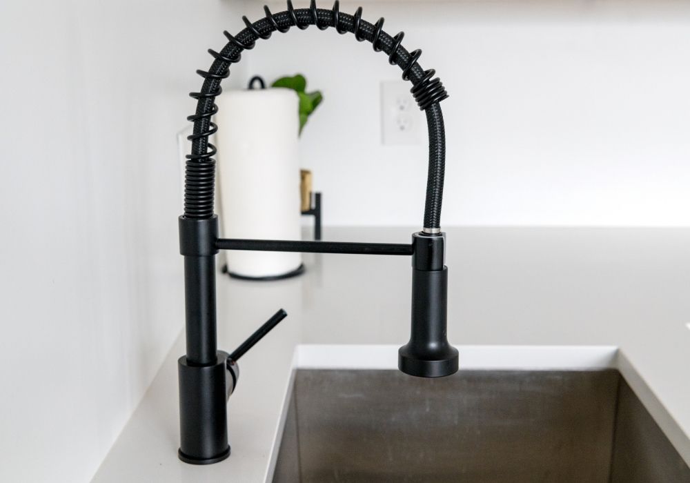 Install Kitchen Faucet With Sprayer