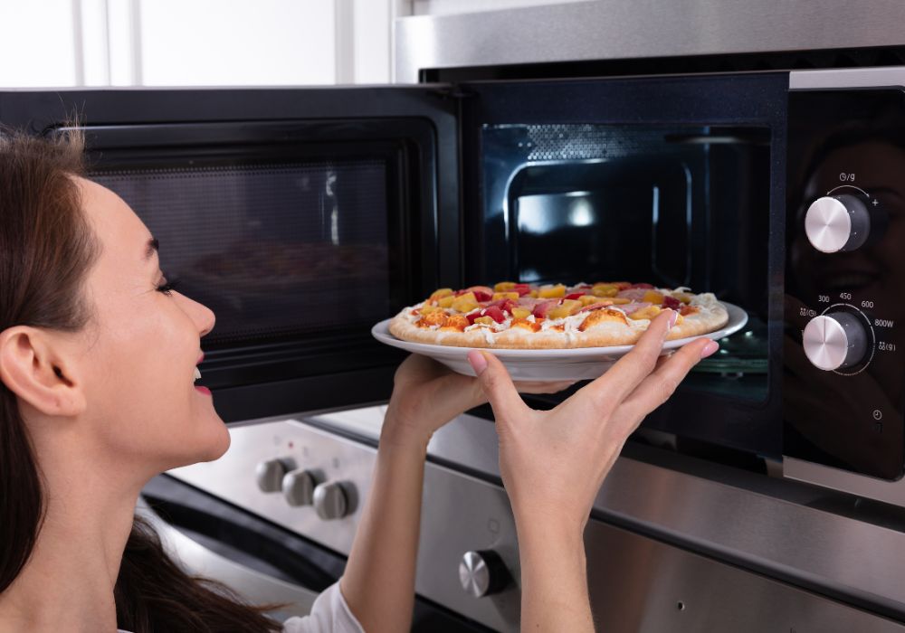 How I Make Pizza in Microwave